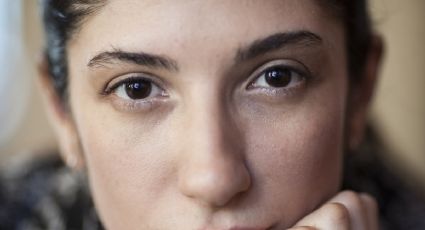 ¿Desvelados? 3 consejos naturales que te ayudarán a desinflamar los ojos y eliminar ojeras