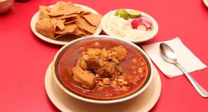 ¿Cuántas calorías tiene el pozole y cuánto ejercicio debo hacer para quemarlas?