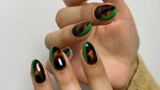 Uñas efecto Carey: 7 ideas de manicura y cómo hacer este diseño en tendencia