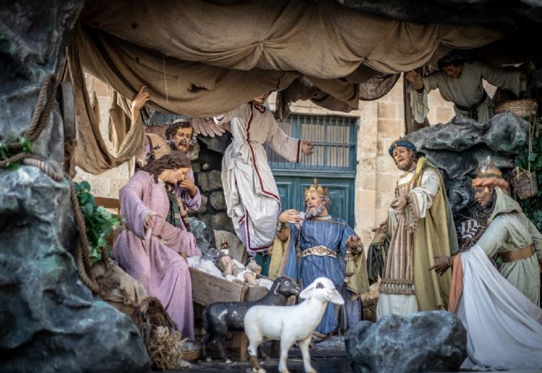 Cuál es el orden de los reyes magos en el nacimiento