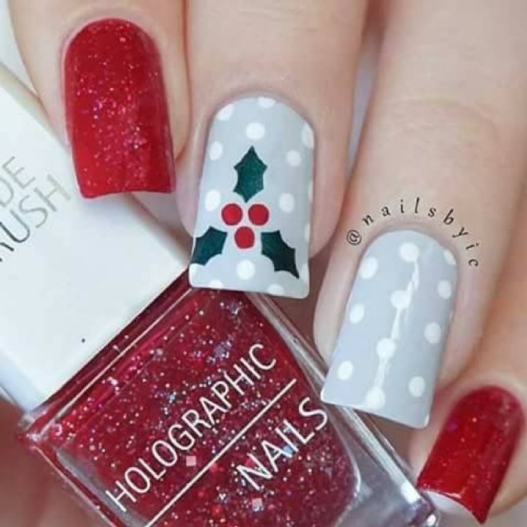 elementos tendencia para uñas navideñas cortas