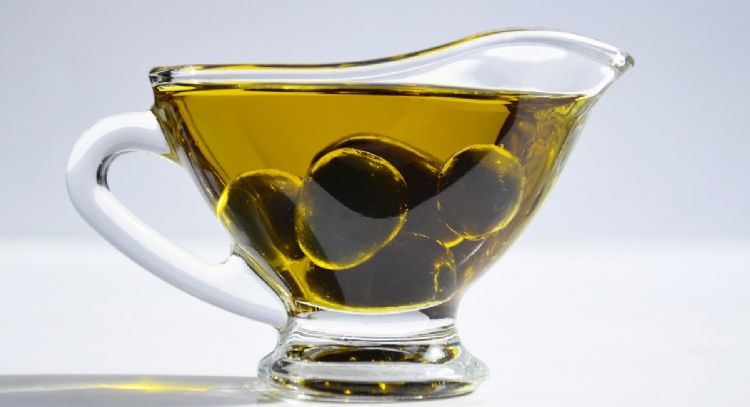 3 beneficios de tomar una cucharadita de aceite de oliva en ayunas