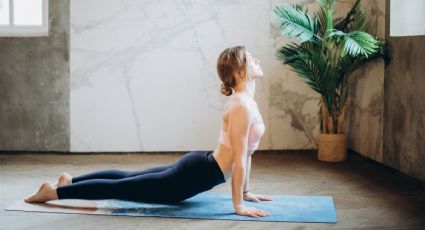 ¿Hacer yoga ayuda a bajar de peso?