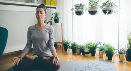 10 pasos para comenzar a hacer yoga en casa