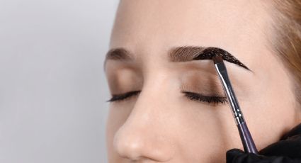 ¿Cómo elegir el color de cejas según tu tono de cabello y de piel?