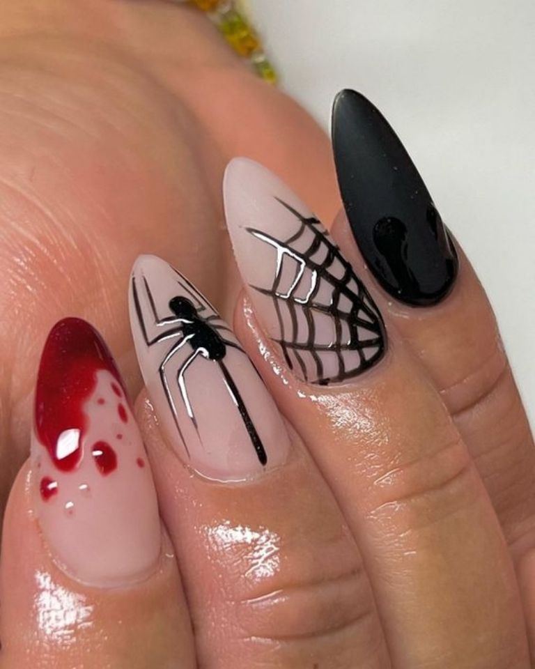 Efecto sangre en diseños de uñas para Halloween