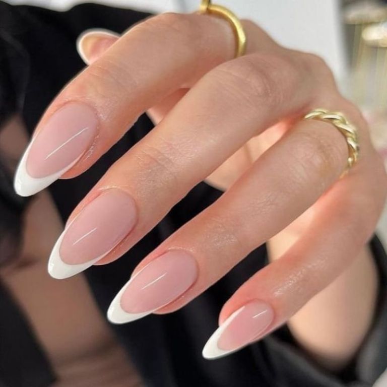 Diseños de uñas french para la manicura elegante