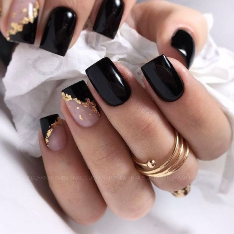 diseños de uñas cortas y elegantes con negro