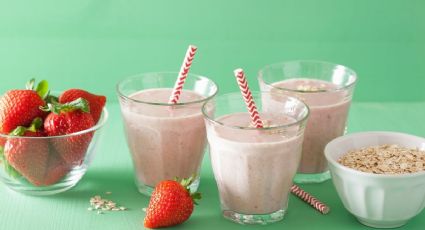 El batido de fresa y avena casero para aumentar masa muscular en piernas y glúteos | Receta