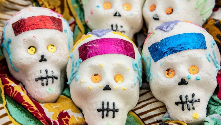 7 comidas para poner en la ofrenda del dia de muertos