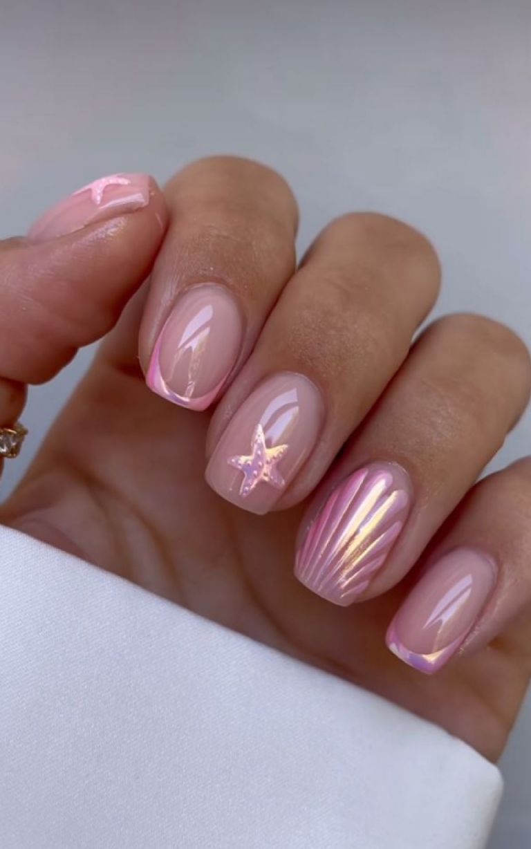 Manicura de estilo afródita para el Día de San Valentín