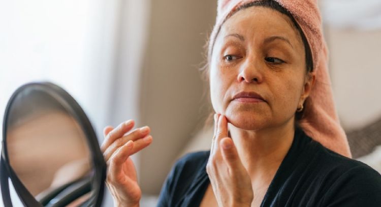 Los tres mejores consejos de maquillaje para mujeres mayores de 40 años