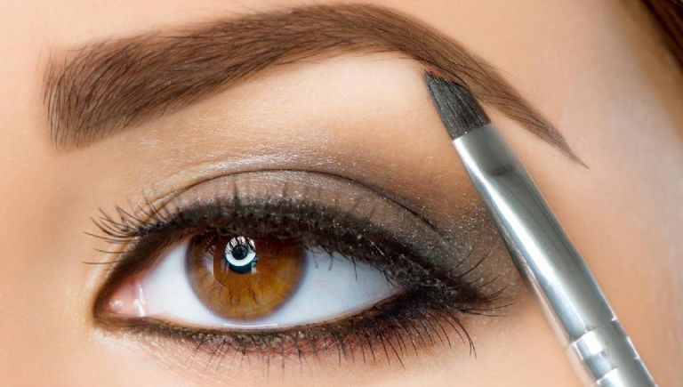 Tutorial de maquillaje de cejas natural