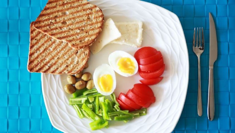 que alimentos son recomendables para desayunar